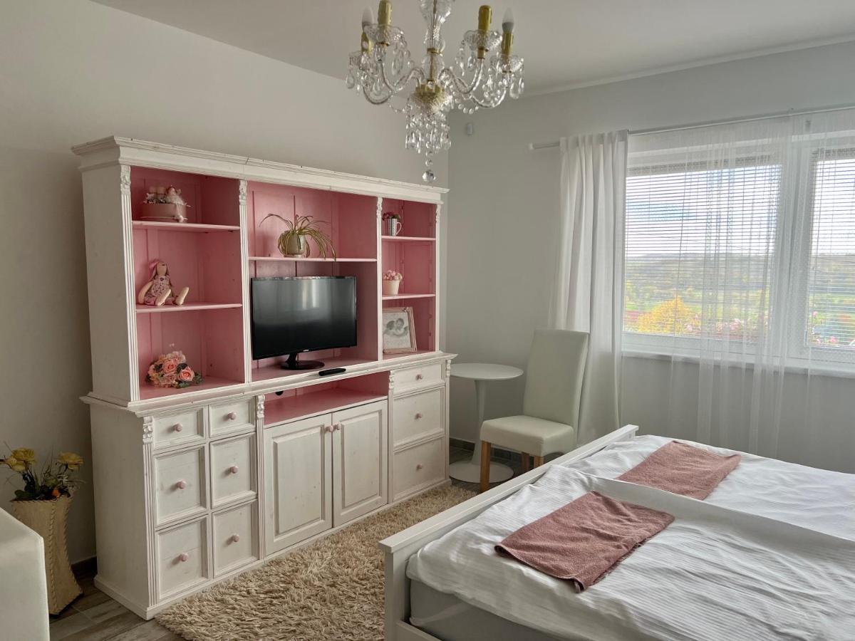 Gold Horse Vendeghaz Hotel ซิลวาชวาร็อด ภายนอก รูปภาพ
